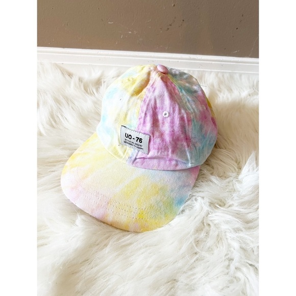 Urban Outfitters Accessories - Urban Outfitters Tie Dye Adjustable Hat